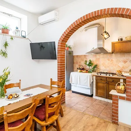 Cozy In Drvenik With Kitchen * Cilipi